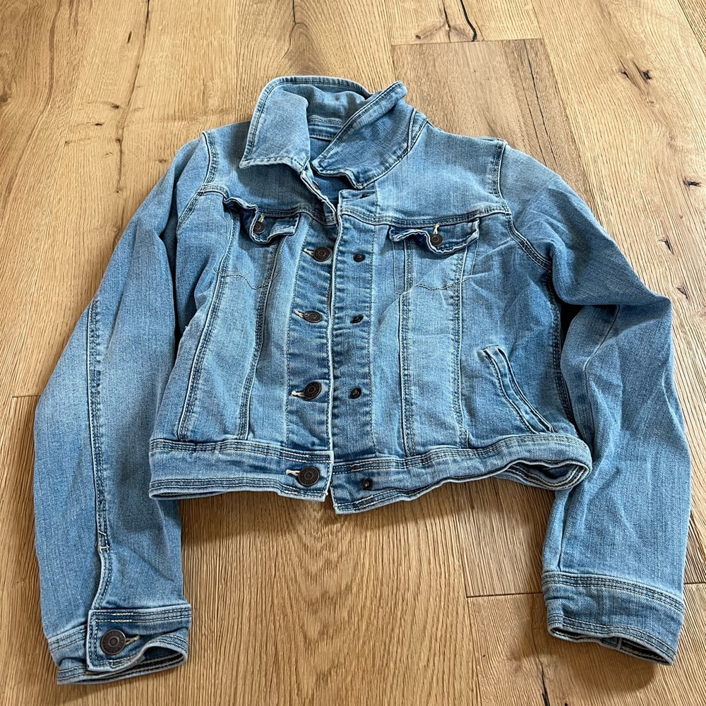 💫Cat and Jack Jean jacket💫